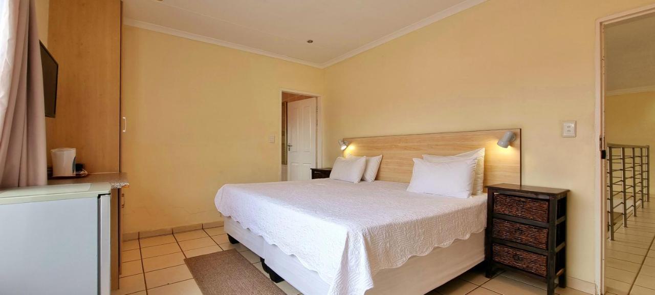Asda Guesthouse Mogwase Exterior foto